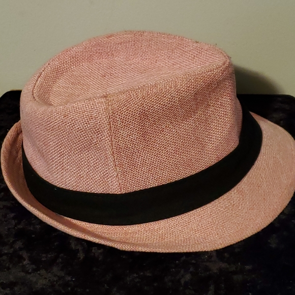 Hello Kitty Hat - Picture 5 of 8